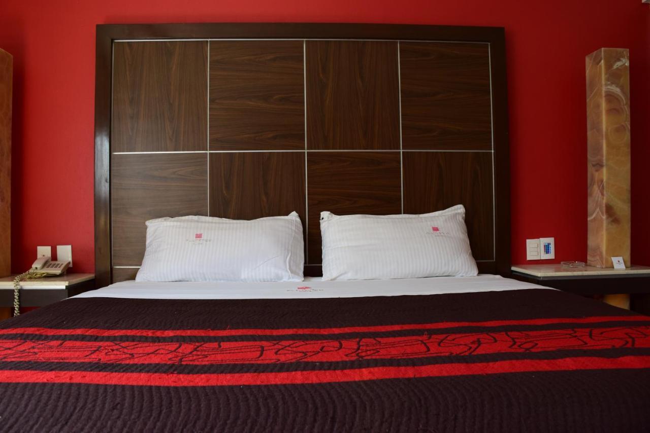 Plutarco Suites Kota Meksiko Bagian luar foto
